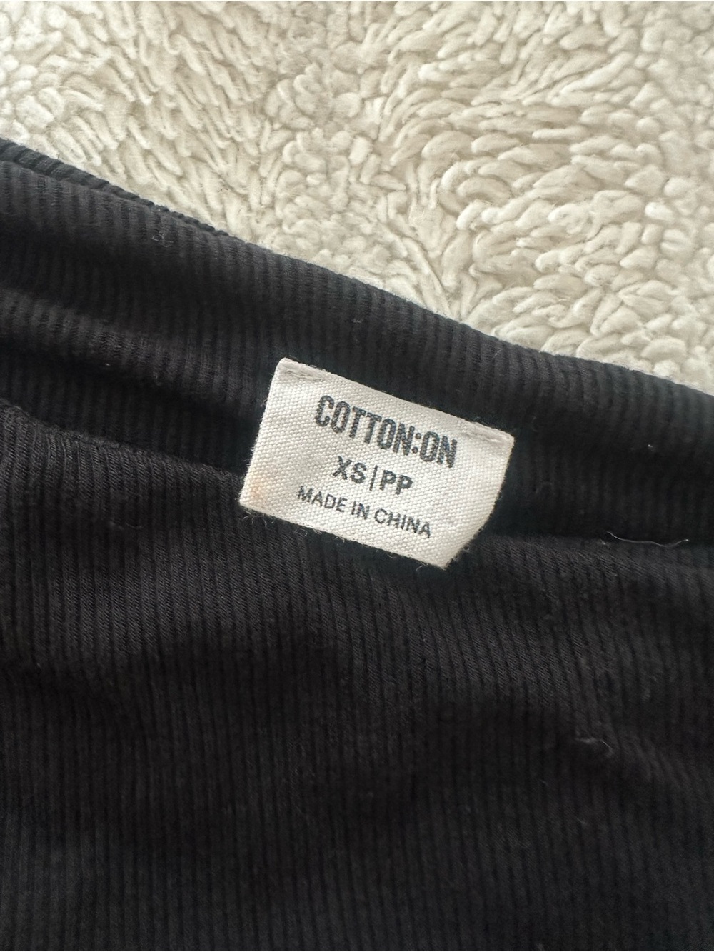 Ribbed Black Off-Shoulder Ruched Top - Picture 4 of 4
